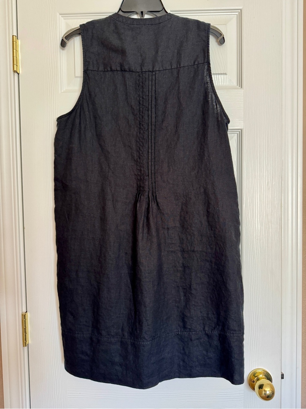 Quince Black Sleeveless Pintuck Linen Tunic - Picture 2 of 9